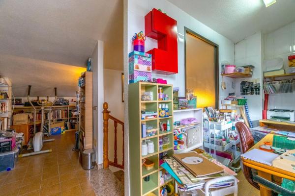 Chalet adosado en calle Moreras