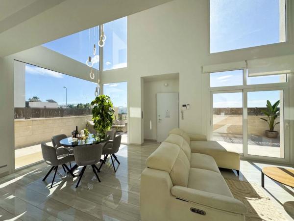 Casa independiente en avenida Argentina