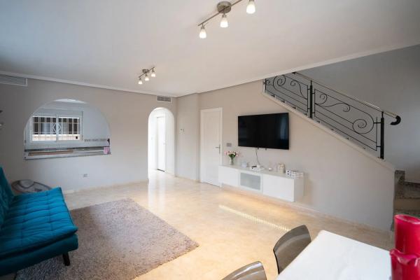 Chalet adosado en calle Tarragona