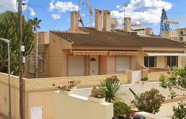 Chalet en calle Jupiter