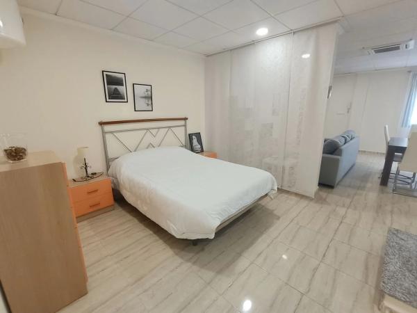 Chalet adosado en calle Vigo