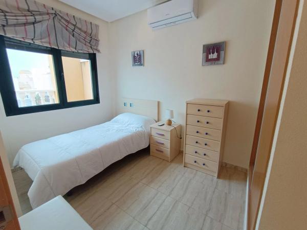 Chalet adosado en calle Vigo