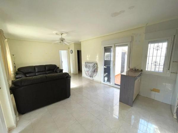 Chalet pareado en calle Río Vinalopó