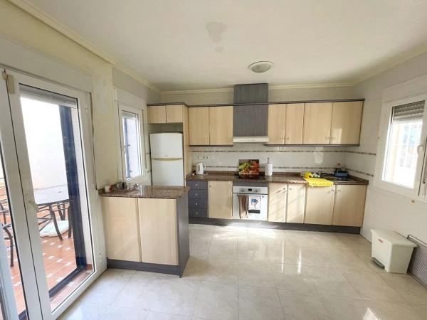 Chalet pareado en calle Río Vinalopó