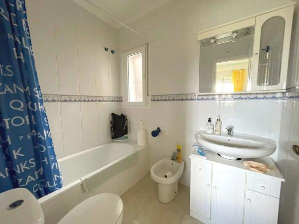 Chalet pareado en calle Río Vinalopó