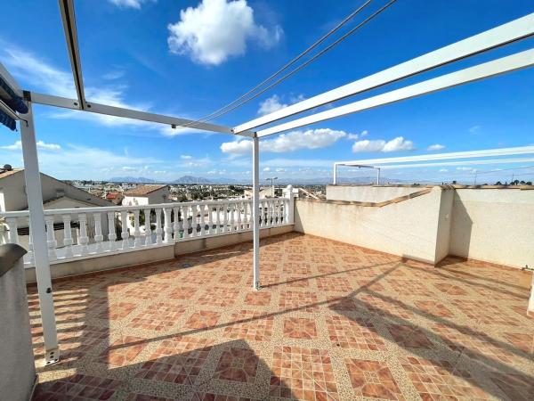 Chalet pareado en calle Río Vinalopó