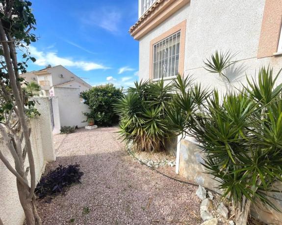 Chalet adosado en calle Rio Ulla s/n