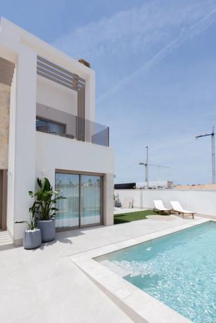 Chalet adosado en calle Lerida