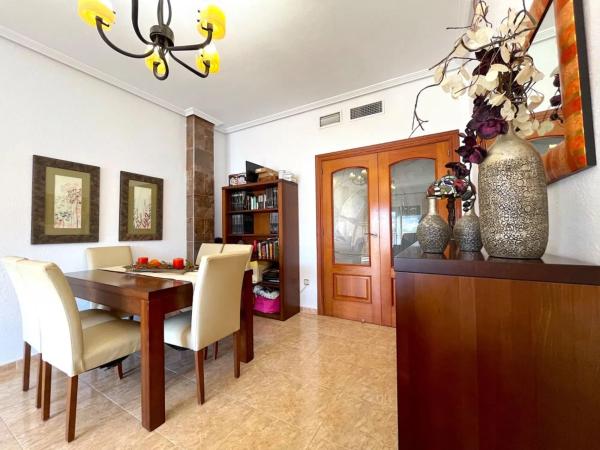 Piso en avenida Vega Baja, 15