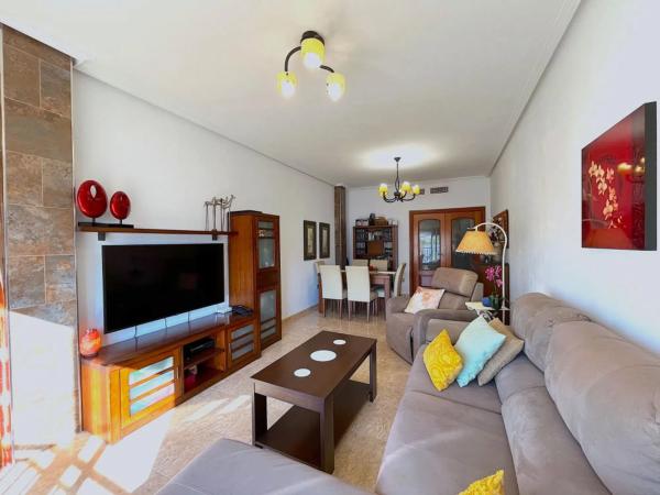 Piso en avenida Vega Baja, 15