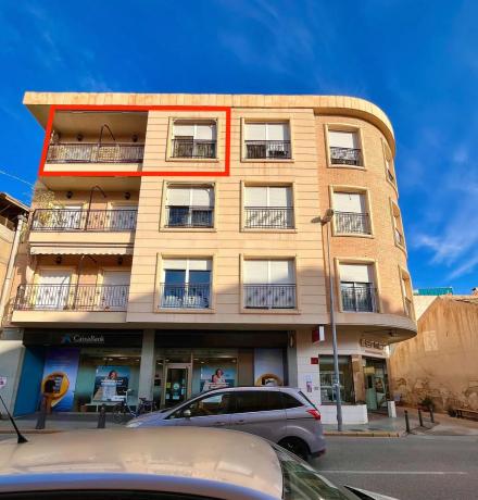 Piso en avenida Vega Baja, 15