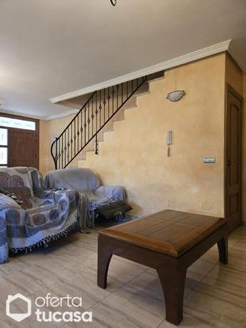 Piso en calle Cortés Valencianas s/n