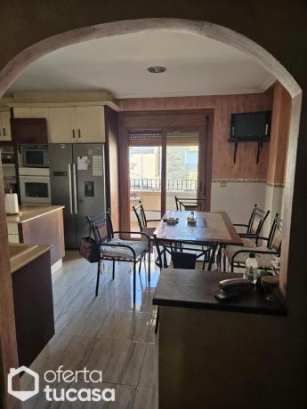 Piso en calle Cortés Valencianas s/n