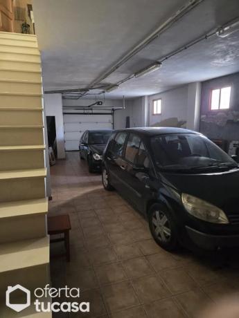 Piso en calle Cortés Valencianas s/n