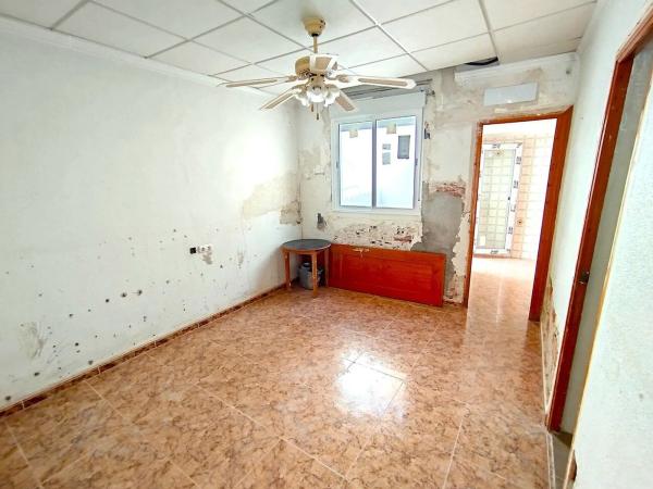 Chalet adosado en calle Cuaresma