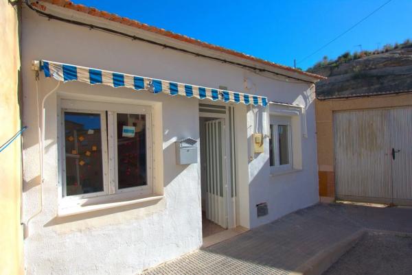 Chalet adosado en calle Cuaresma