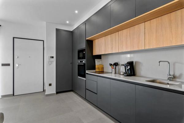 Chalet pareado en calle Rosalia de Castro, 36