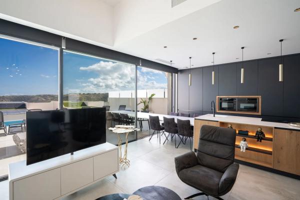 Casa independiente en avenida del Recorral