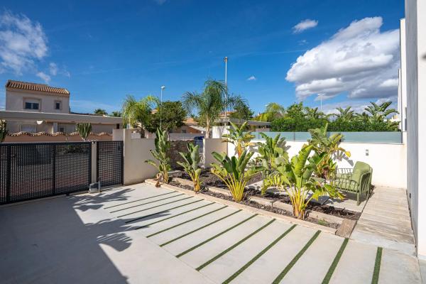 Casa independiente en avenida del Recorral