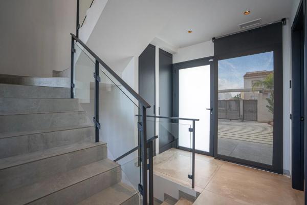 Casa independiente en avenida del Recorral