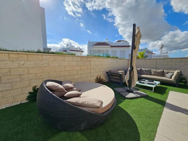 Casa independiente en Av Guatemala, 33