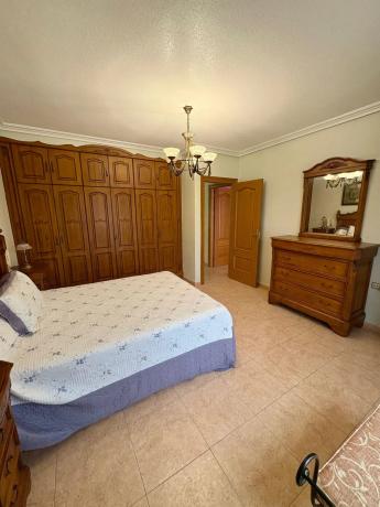 Chalet pareado en CL Lira La