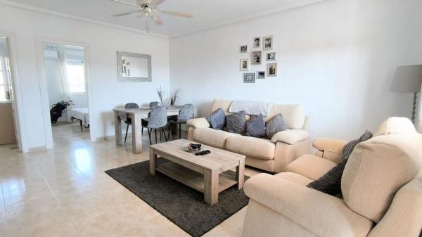 Chalet adosado en calle Gerona