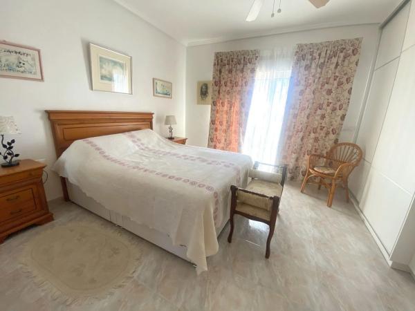 Casa independiente en avenida de La Costa Azul