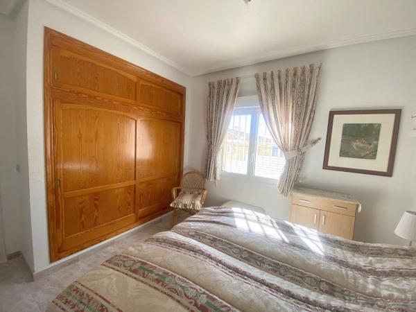 Casa independiente en avenida de La Costa Azul