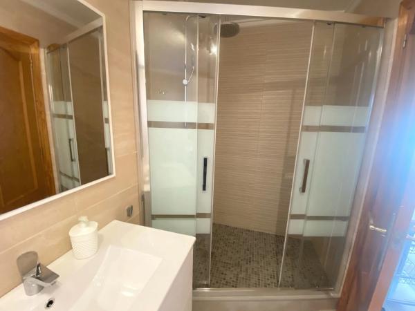 Casa independiente en avenida de La Costa Azul