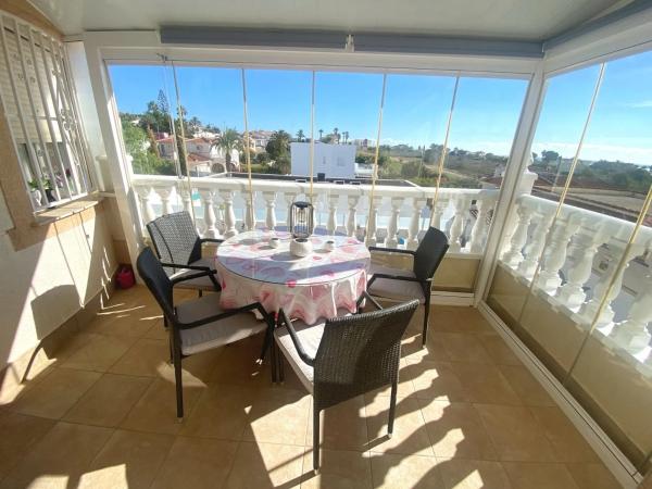 Casa independiente en avenida de La Costa Azul