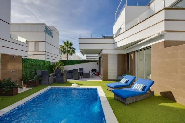 Casa independiente en avenida Jerez de la Frontera, 29