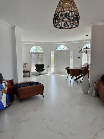 Casa independiente en avenida Antonio Quesada, 24