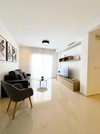 Casa independiente en avenida de Málaga