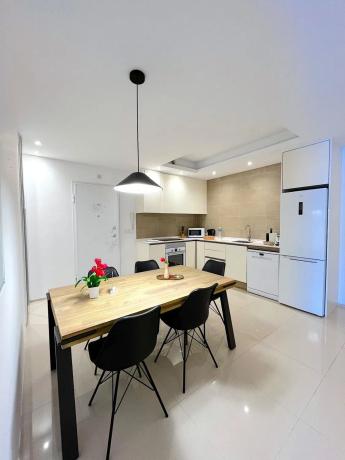 Casa independiente en avenida de Málaga