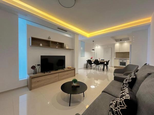 Casa independiente en avenida de Málaga