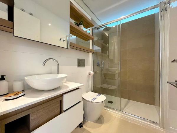 Casa independiente en avenida de Málaga