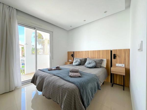 Casa independiente en avenida de Málaga