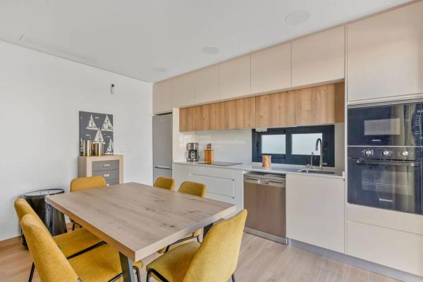 Chalet pareado en avenida Argentina, 90 -102