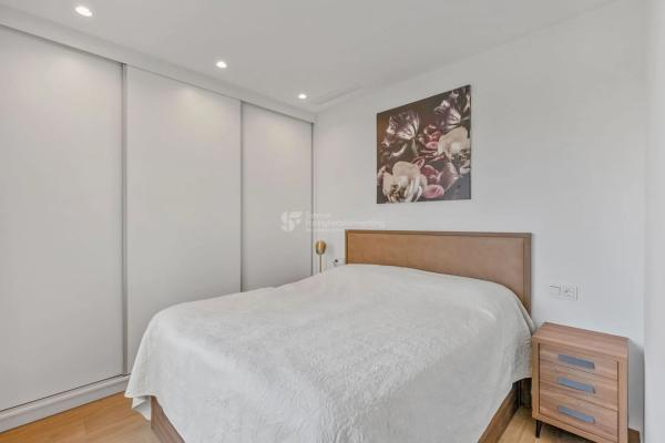 Chalet pareado en avenida Argentina, 90 -102