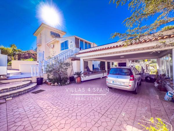 Casa independiente en avenida del Recorral