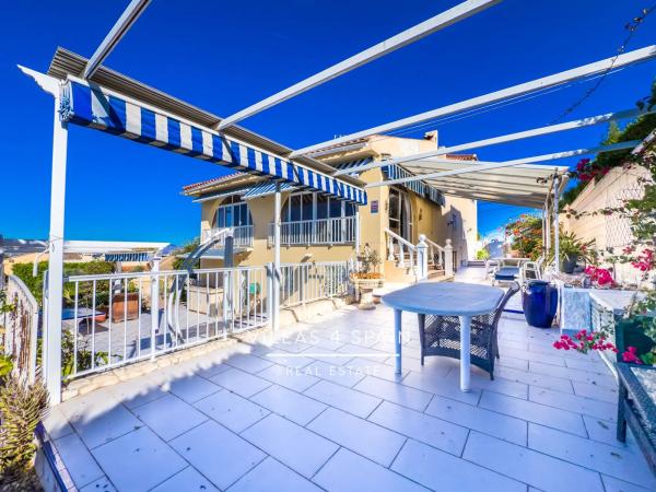 Casa independiente en avenida del Recorral