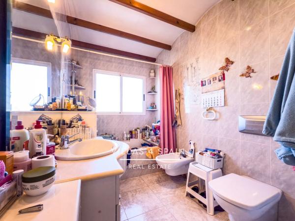 Casa independiente en avenida del Recorral