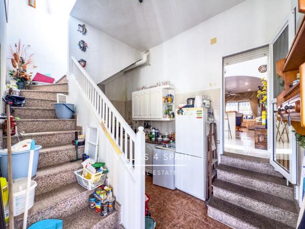 Casa independiente en avenida del Recorral