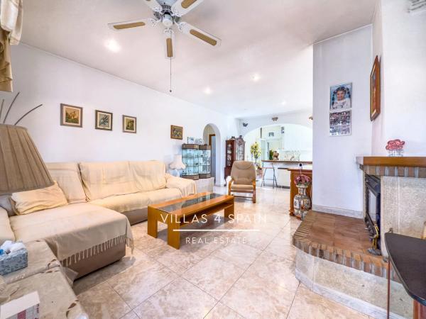 Casa independiente en avenida del Recorral