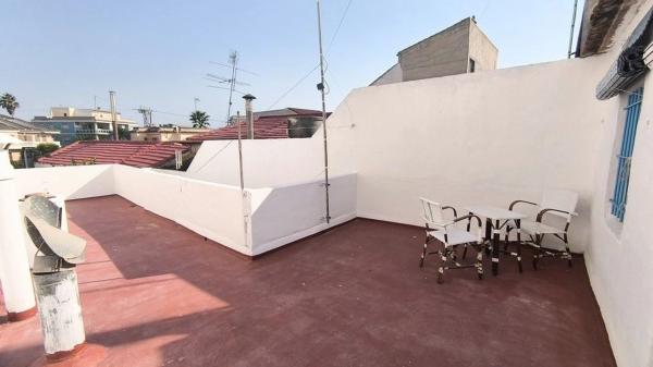 Chalet adosado en calle Orihuela