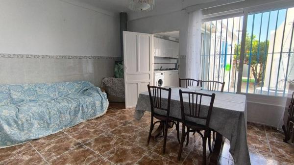 Chalet adosado en calle Orihuela