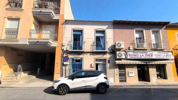Chalet adosado en calle Orihuela