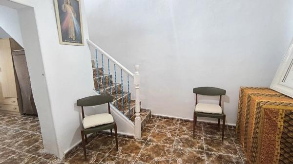 Chalet adosado en calle Orihuela