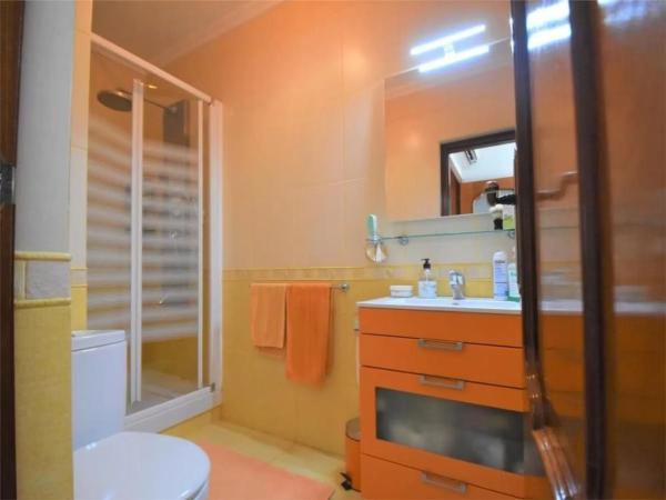 Casa independiente en calle de los Almendros